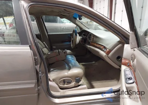 2001 Buick Lesabre Limited z USA, uszkodzony, nr VIN 1G4HR54K81U124895